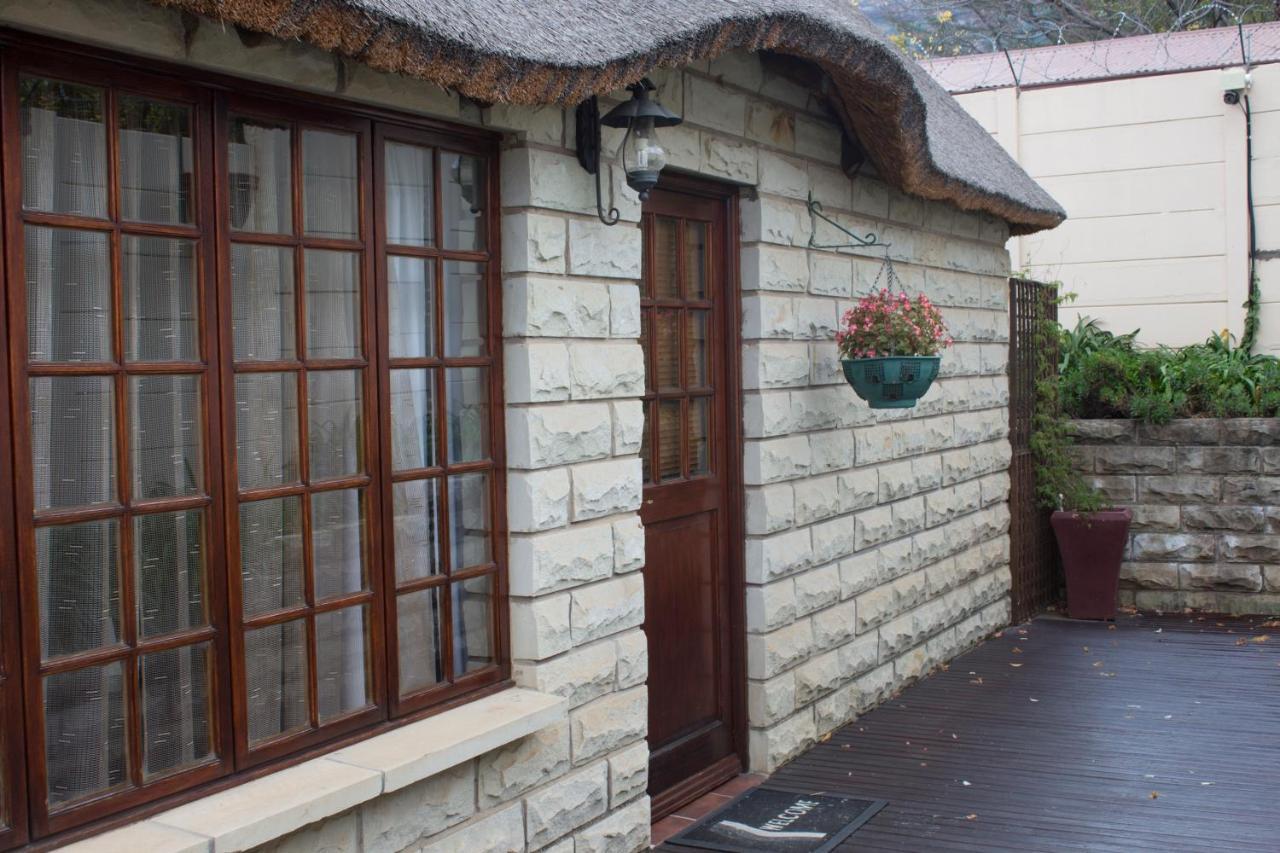 Imperani Guesthouse Ficksburg Extérieur photo